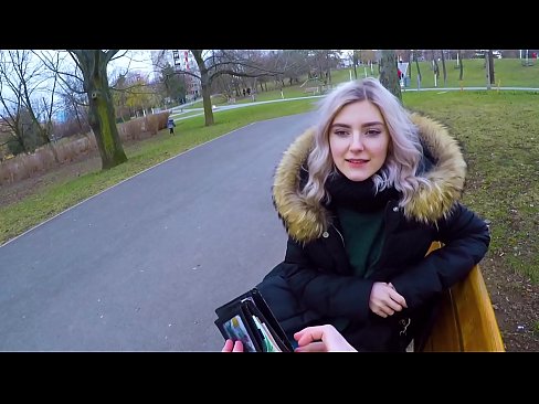 ❤️ Ale i ka ʻume wela a kahi malihini no ke kālā - blowjob ma ka paka na Eva Elfie ️ Porno ma haw.kutjeporno.ru ❌️